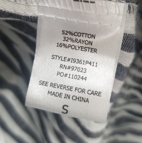 Miken Swim Bathing Suit Coverup. Wrap Around Dress Snap Closure & Waist Tie. S. - Picture 9 of 9